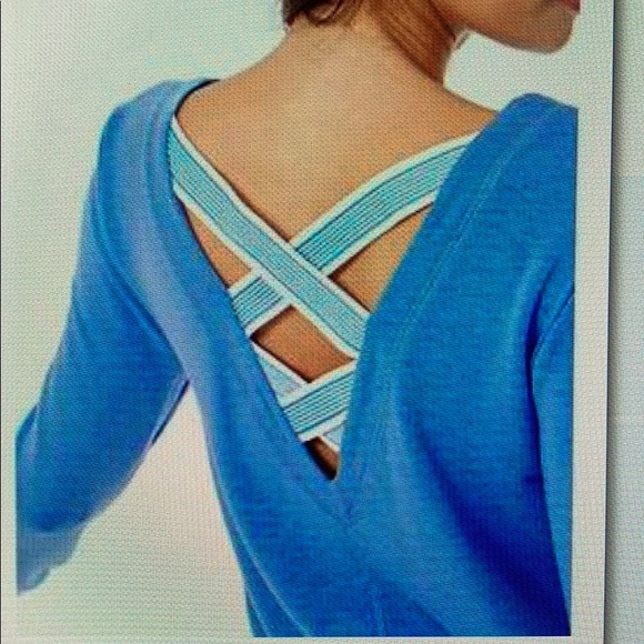 🛑SOLD🛑 NWT Lilly Pulitzer Areli Pullover - Blue - Picture 3 of 4